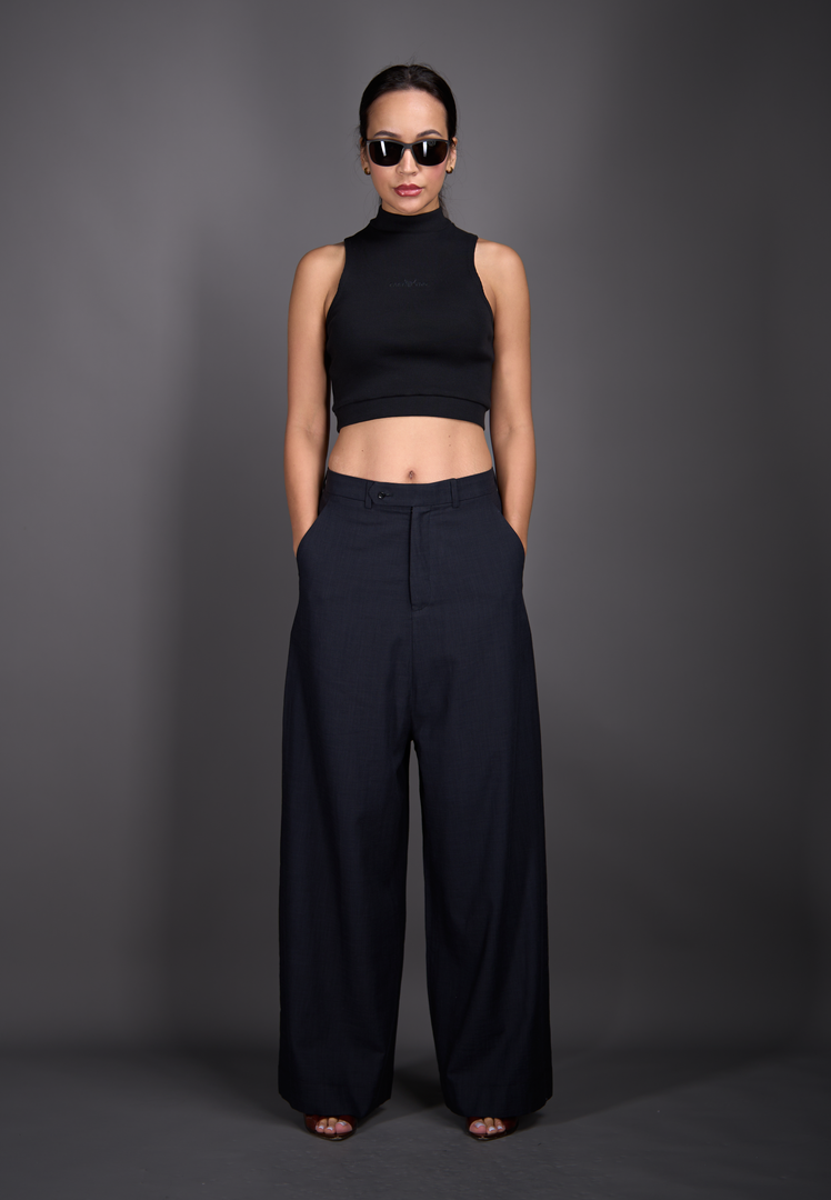 Model wearing cotton top and pants, front view – East Vibe
